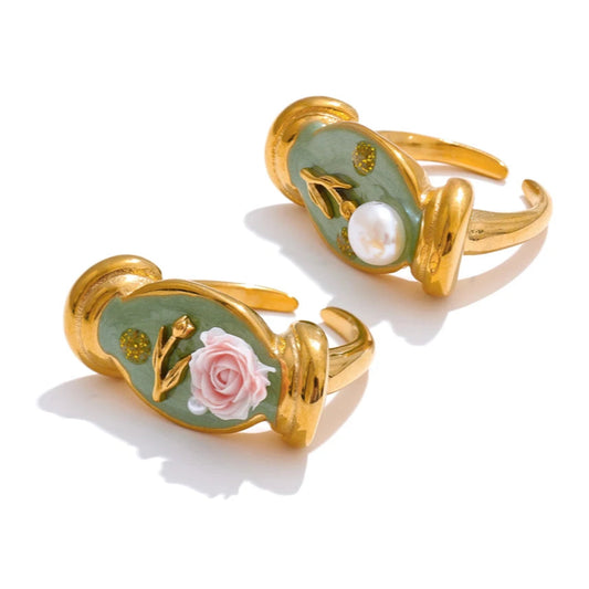 Green Enamel Flower Ring with Pearl