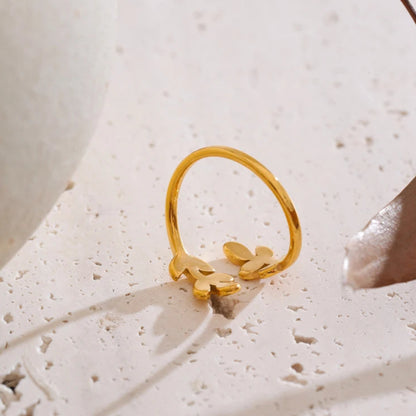 Leafy Plant-Inspired Ring