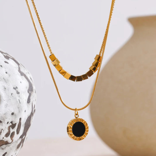 Double-Sided Shell & Black Acrylic Layered Pendant Necklace