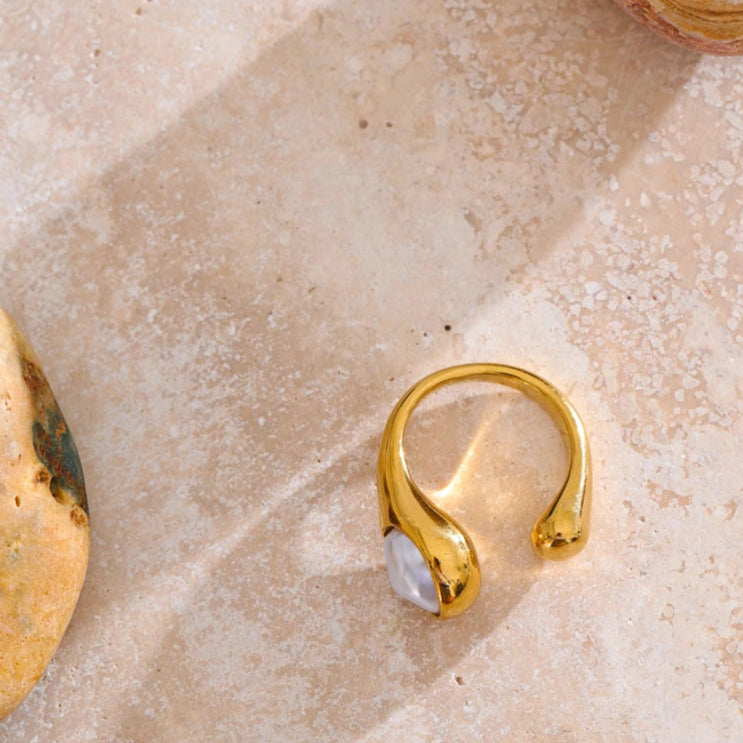 Vintage Geometric Imitation Pearl Ring
