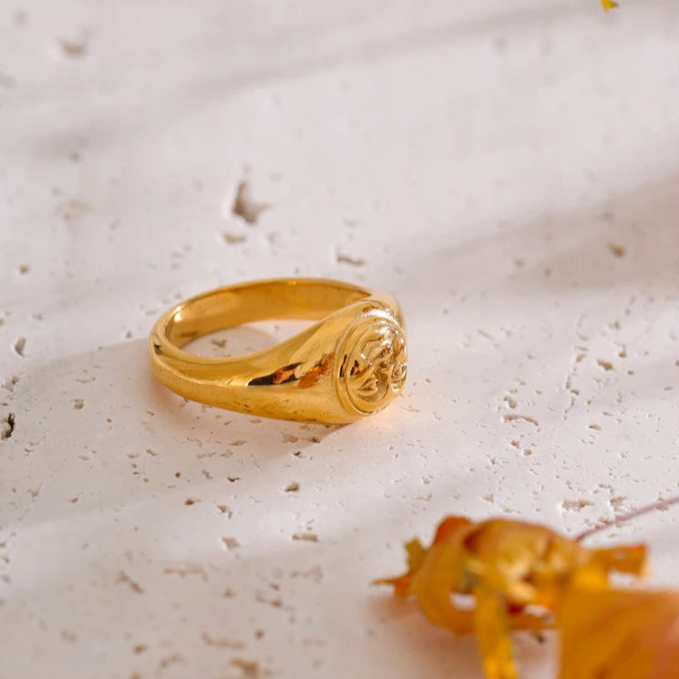 Cast Face Statement Ring