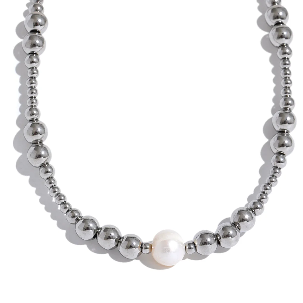 Pearl & Gold Bead Necklace