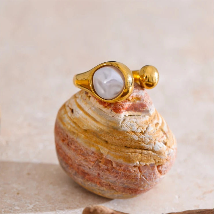 Vintage Geometric Imitation Pearl Ring