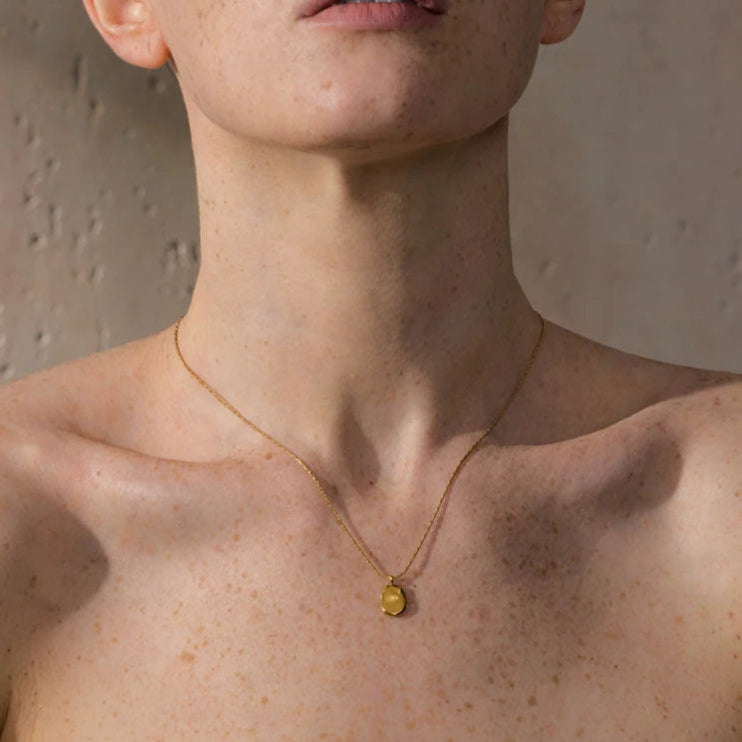Mila Square Pendant Necklace