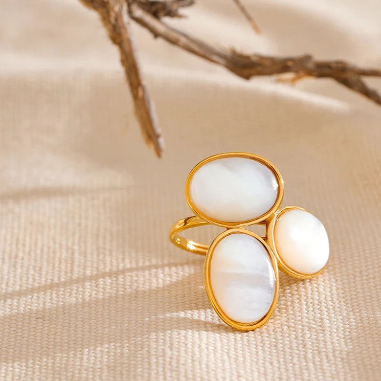 Shell Flower Adjustable Ring