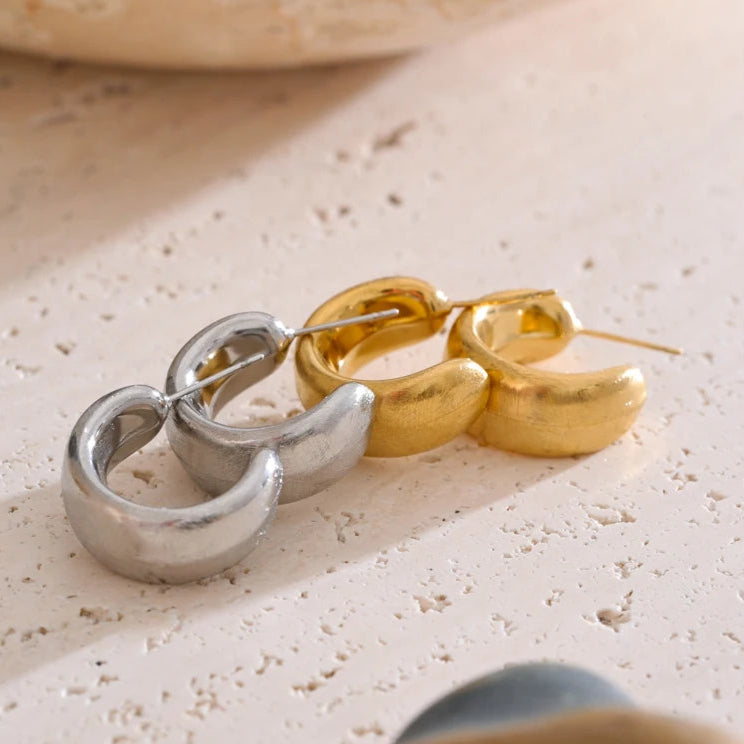 Minimalist C-Shape Hoop Earrings