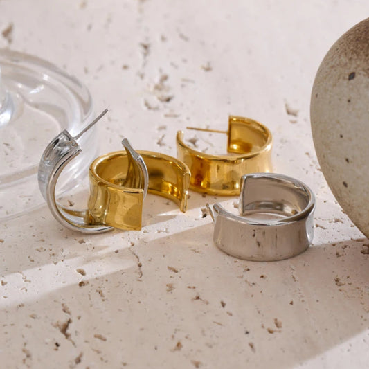 Smooth Metal C-Shape Hoop Earrings