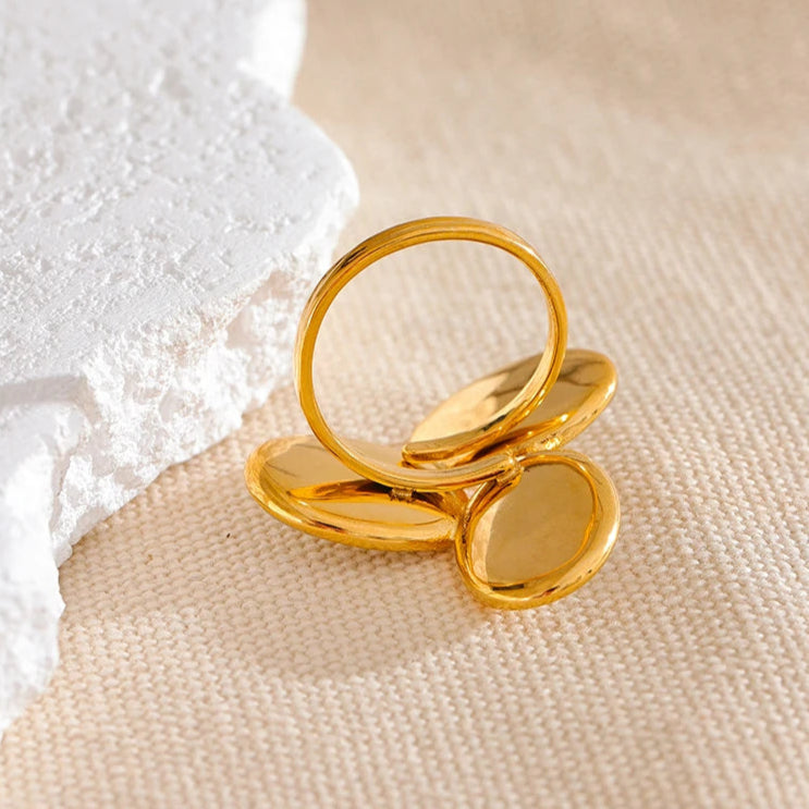 Shell Flower Adjustable Ring