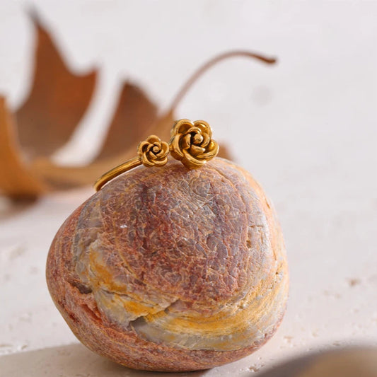 Delicate Floral Ring
