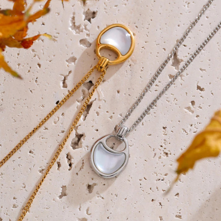 Shell Geometric Pendant Necklace