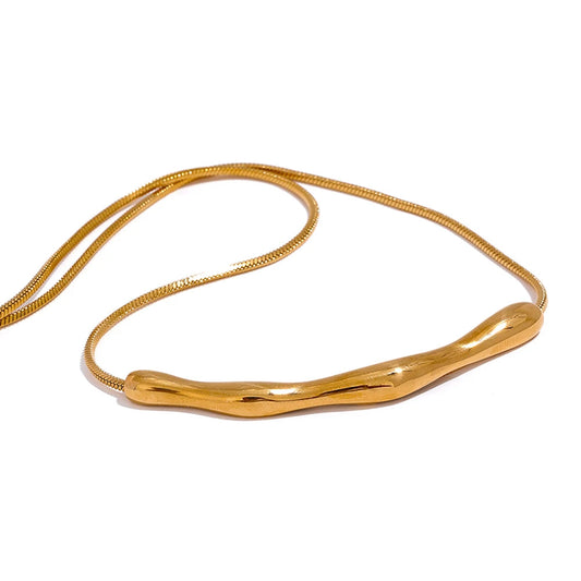 Geometric Pendant Clavicle Necklace