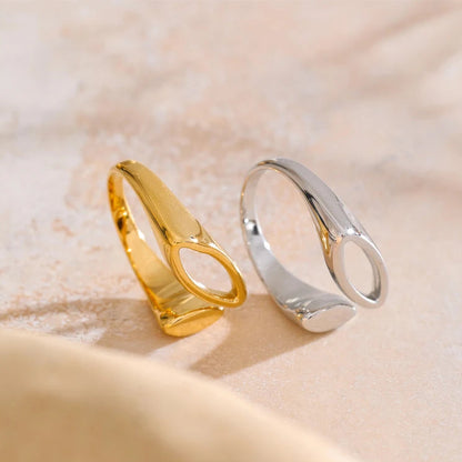 Geometric Hollow Ring