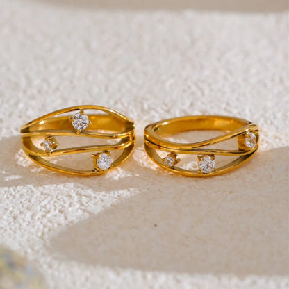 Geometric Hollow Ring with Cubic Zirconia